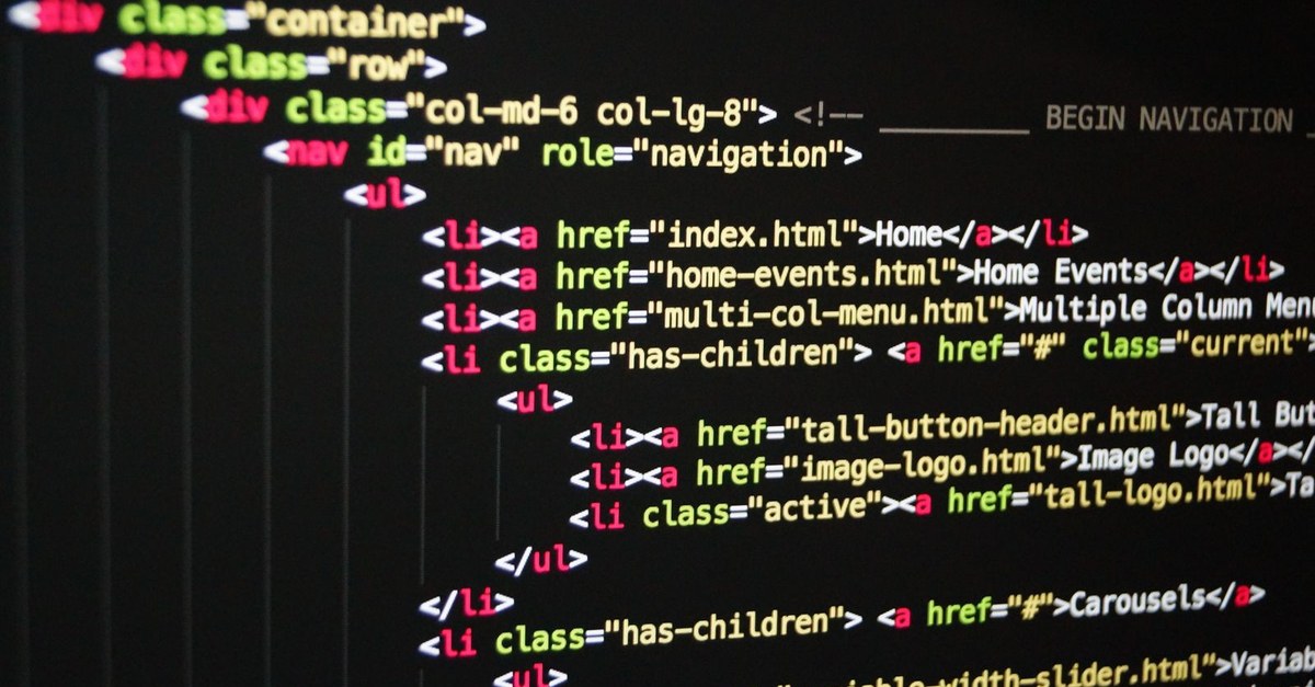 Claude Code 香港實用技巧 2026：CLAUDE.md、Skills、背景任務
